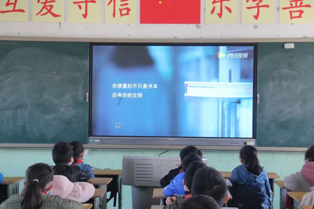 创作猫